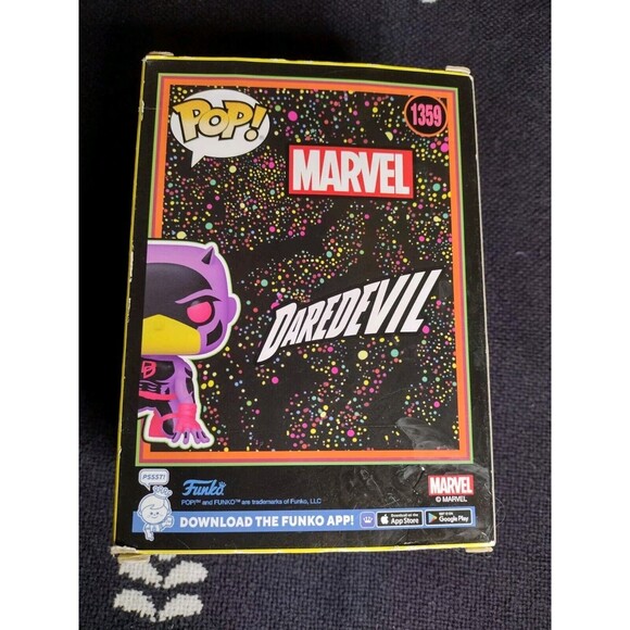 Funko Pop! Vinyl: Marvel - Daredevil (Black Light) - Target (Exclusive) #1359 - Picture 4 of 7